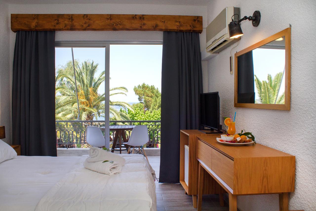 Hotel Hellas Epidaurus Екстериор снимка
